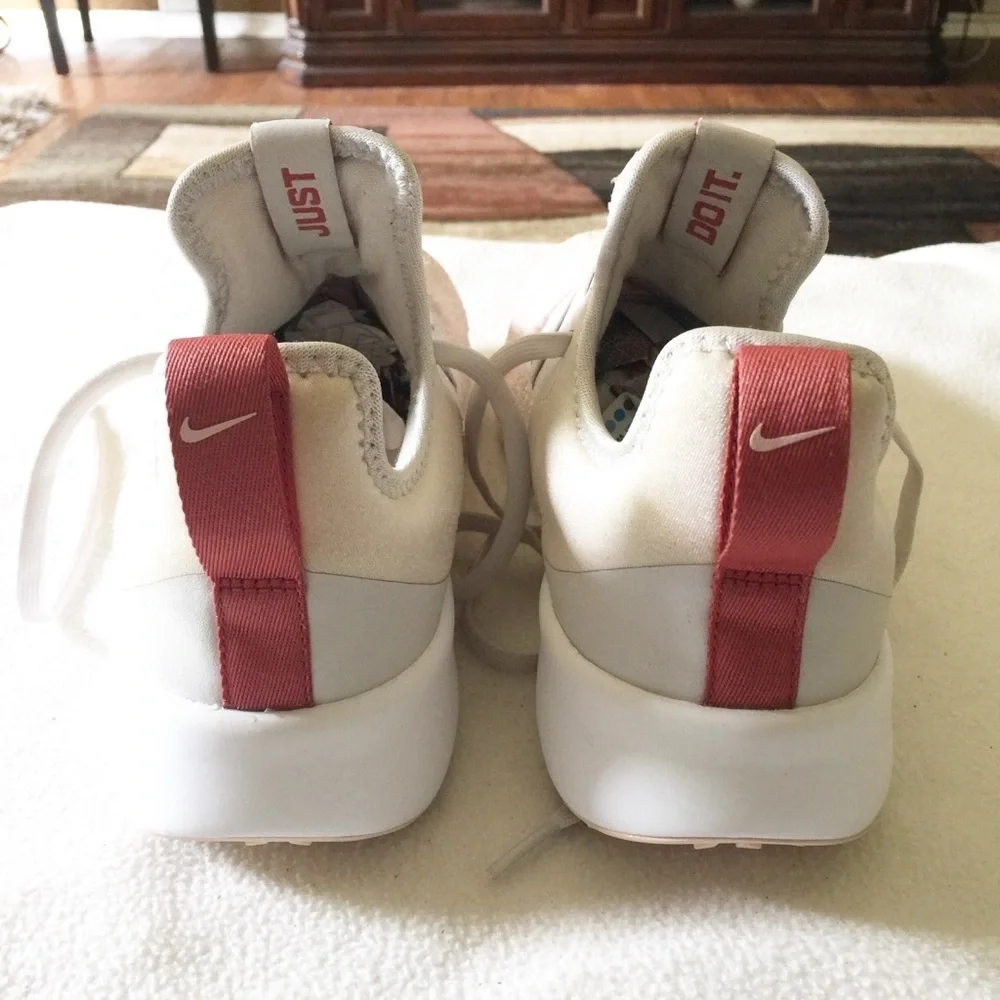 NIKE “Foundation eliteTR” vast grey/redwood/women size 10/running/training shoe